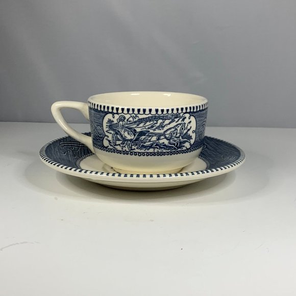 Currier and Ives Set of 4 Tea Cups and Saucers - Picture 2 of 7